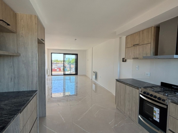 Venta Semi-piso 3 ambientes a estrenar con cochera