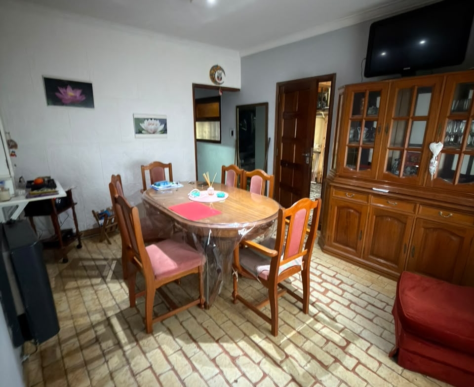 OPORTUNIDAD REAL: PH DE 3 AMBIENTES CON GARAGE Y PATIO A U$S 52.000