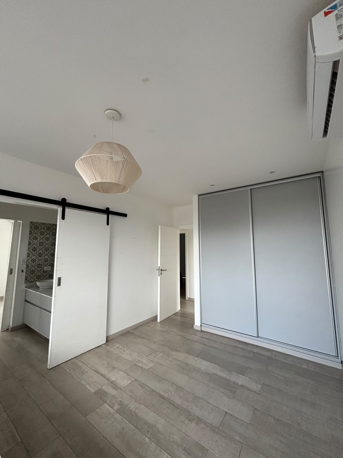 6666 EXCLUSIVA CASA 4 AMBIENTES CON PILETA, QUINCHO Y GRAN LOTE | LAS PRUNAS | U$S 700.000