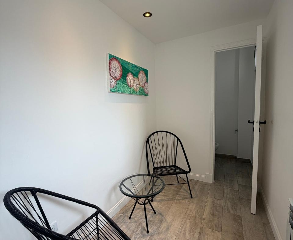 DEPARTAMENTO 2 AMBIENTES CON DEPENDENCIA Y BALCÓN – MORENO 2200