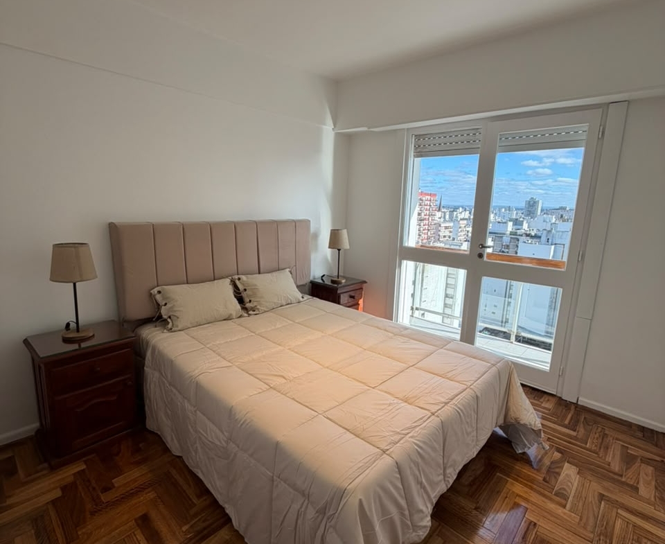 DEPARTAMENTO 2 AMBIENTES CON BALCÓN, VISTA PANORÁMICA Y COCHERA