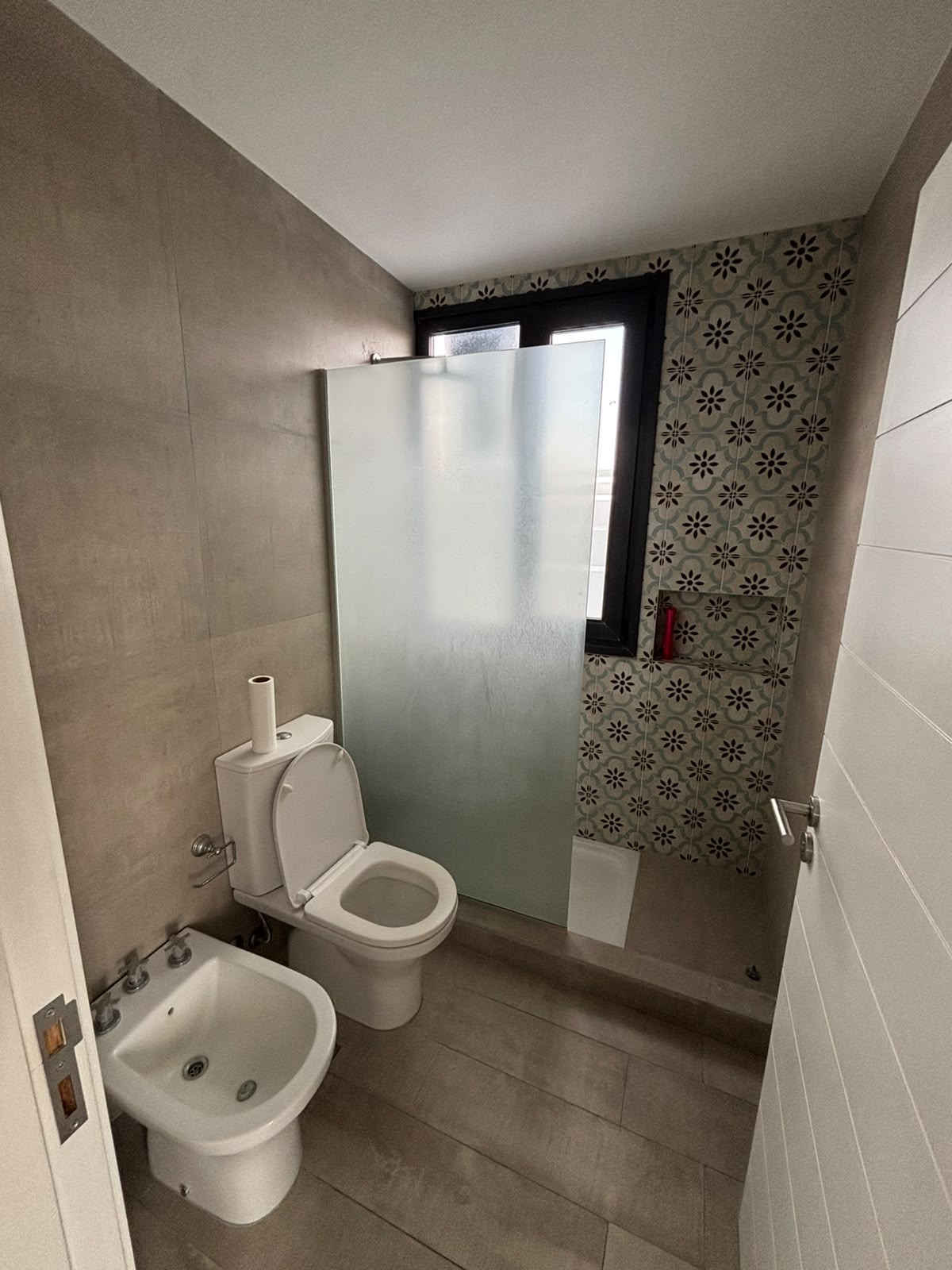 WhatsApp Image 2026-08-18 at 10.03.55 23 EXCLUSIVA CASA 4 AMBIENTES CON PILETA, QUINCHO Y GRAN LOTE | LAS PRUNAS | U$S 700.000