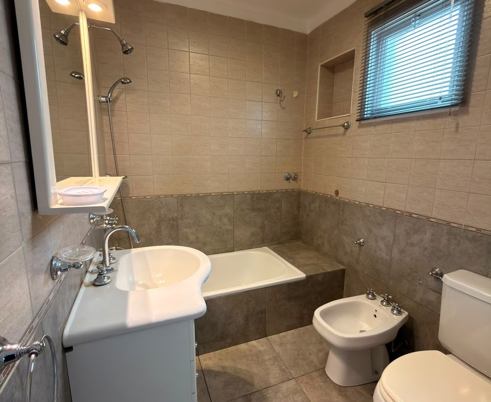PH 3 AMBIENTES RECICLADO EXCELENTE UBICACIÓN | FALUCHO 2966 | U$S 105.000