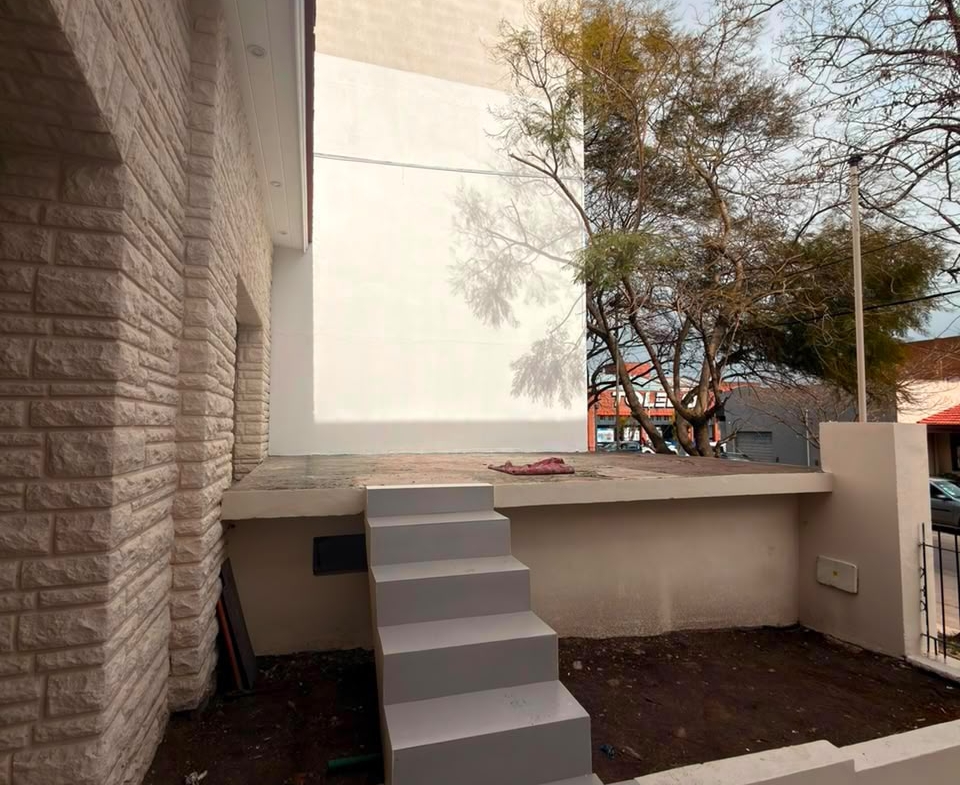CHALET 3 AMBIENTES A ESTRENAR EN CHAUVIN