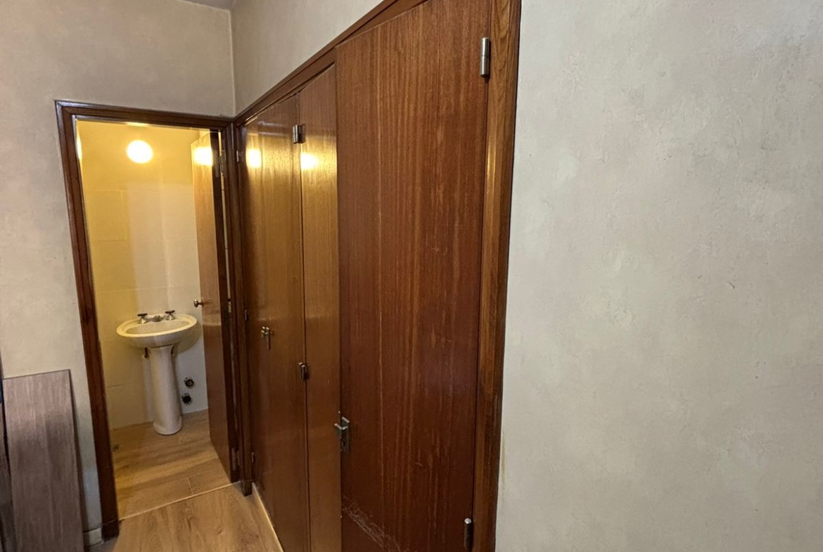PISO ENTERO DE 200M2 EN ZONA PLAZA MITRE