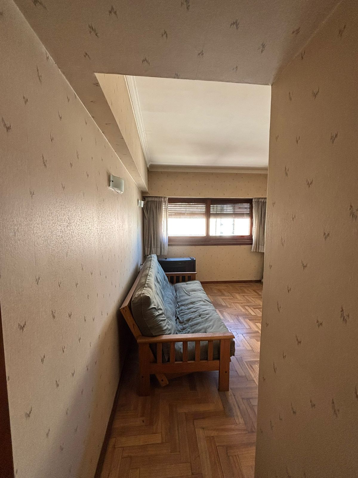 WhatsApp Image 2026-08-26 at 10.30.20 (4) PISO ENTERO DE 200M2 EN ZONA PLAZA MITRE