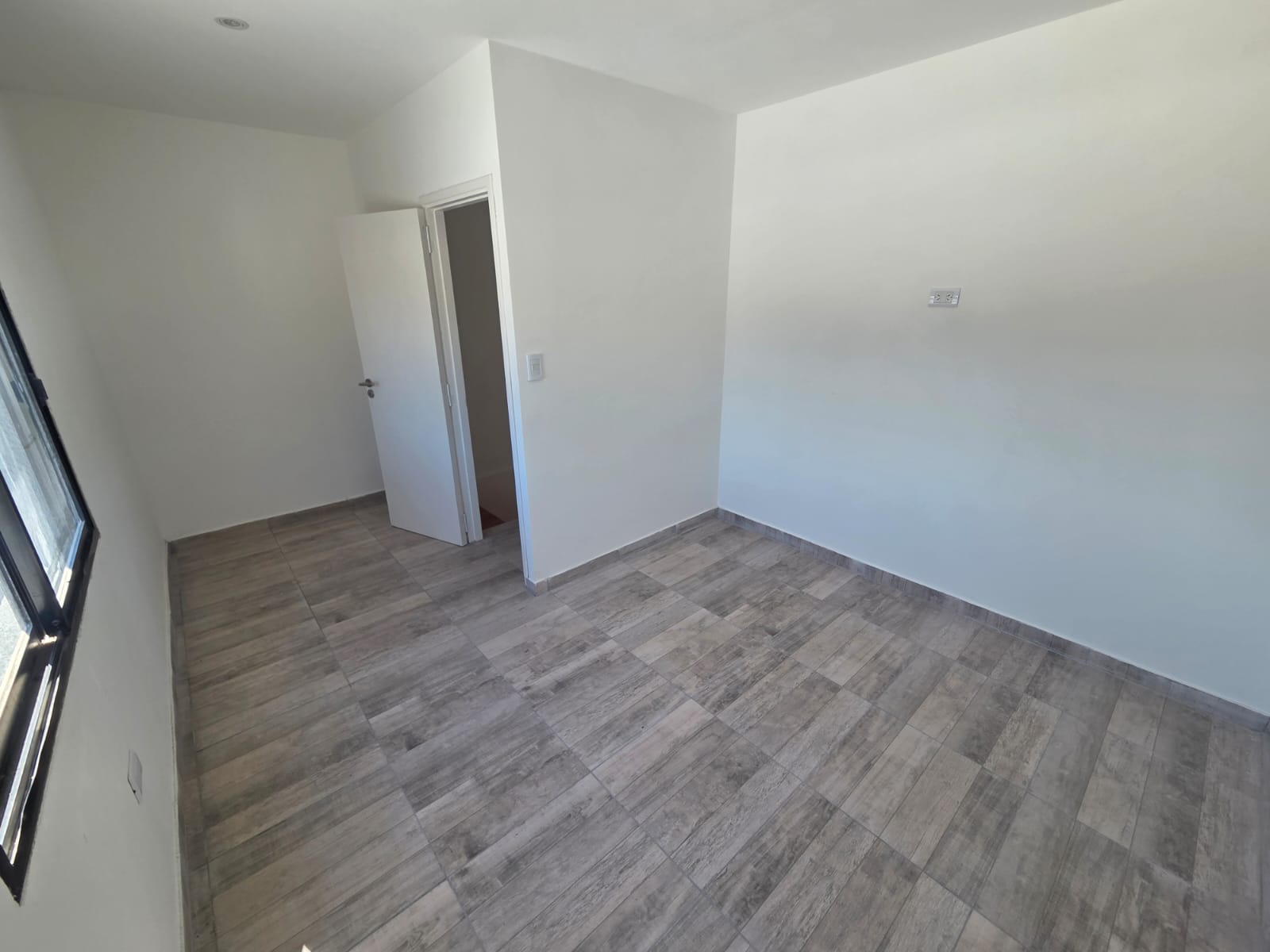 WhatsApp Image 2026-08-26 at 10.48.11 PH EN DUPLEX DE 3 AMBIENTES CON ENTRADA INDEPENDIENTE | ZONA DON BOSCO