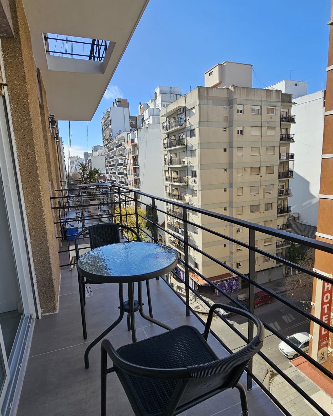 DEPARTAMENTO 3 AMBIENTES CON BALCON EN ZONA PLAZA MITRE
