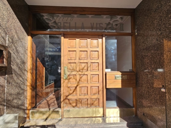 DEPARTAMENTO 3 AMBIENTES CON BALCON EN ZONA PLAZA MITRE