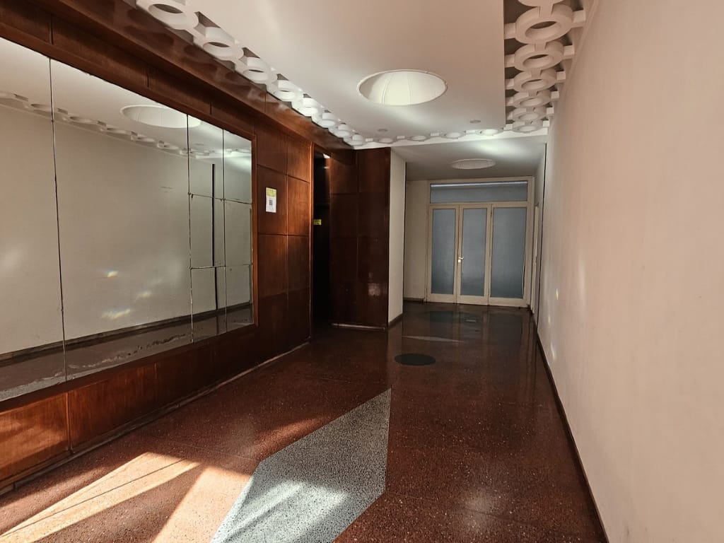DEPARTAMENTO 3 AMBIENTES CON BALCON EN ZONA PLAZA MITRE