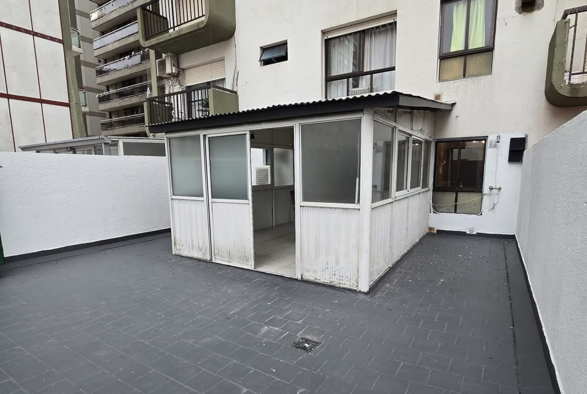 AMBIENTE DIVIDIDO EN 2 CON AMPLIA TERRAZA | MARAL 48 | U$S 67.000