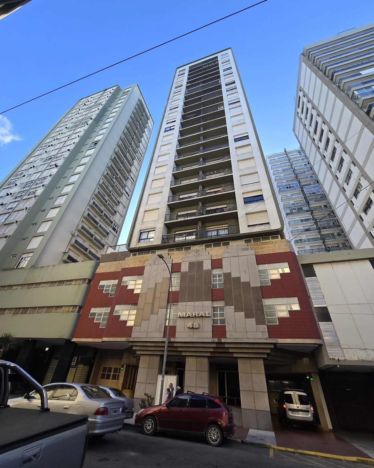 AMBIENTE DIVIDIDO EN 2 CON AMPLIA TERRAZA | MARAL 48 | U$S 67.000