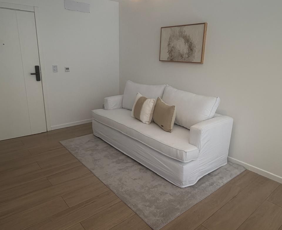 2 AMBIENTES A LA CALLE CON VISTA A PLAZA COLÓN | NOVECENTO | U$S 135.000