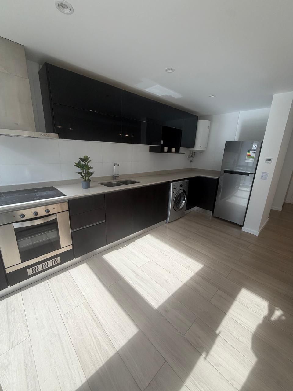 2 AMBIENTES A LA CALLE CON VISTA A PLAZA COLÓN | NOVECENTO | U$S 135.000