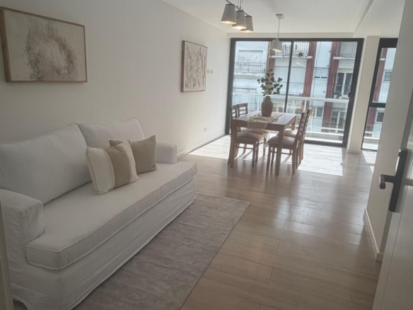 2 AMBIENTES A LA CALLE CON VISTA A PLAZA COLÓN | NOVECENTO | U$S 135.000