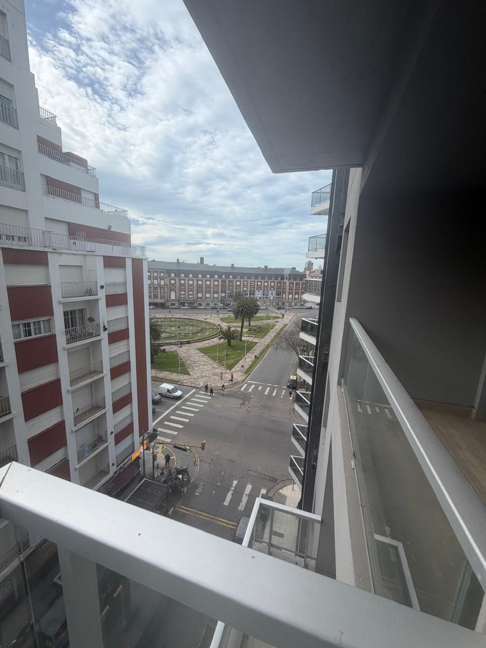 2 AMBIENTES A LA CALLE CON VISTA A PLAZA COLÓN | NOVECENTO | U$S 135.000