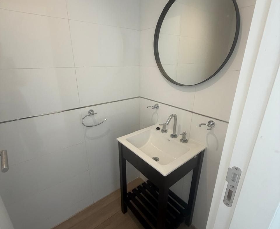 2 AMBIENTES A LA CALLE CON VISTA A PLAZA COLÓN | NOVECENTO | U$S 135.000