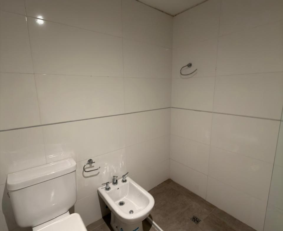 2 AMBIENTES DE CATEGORÍA CON VISTA PLENA AL MAR | EDIFICIO NOVECENTO | U$S 189.000