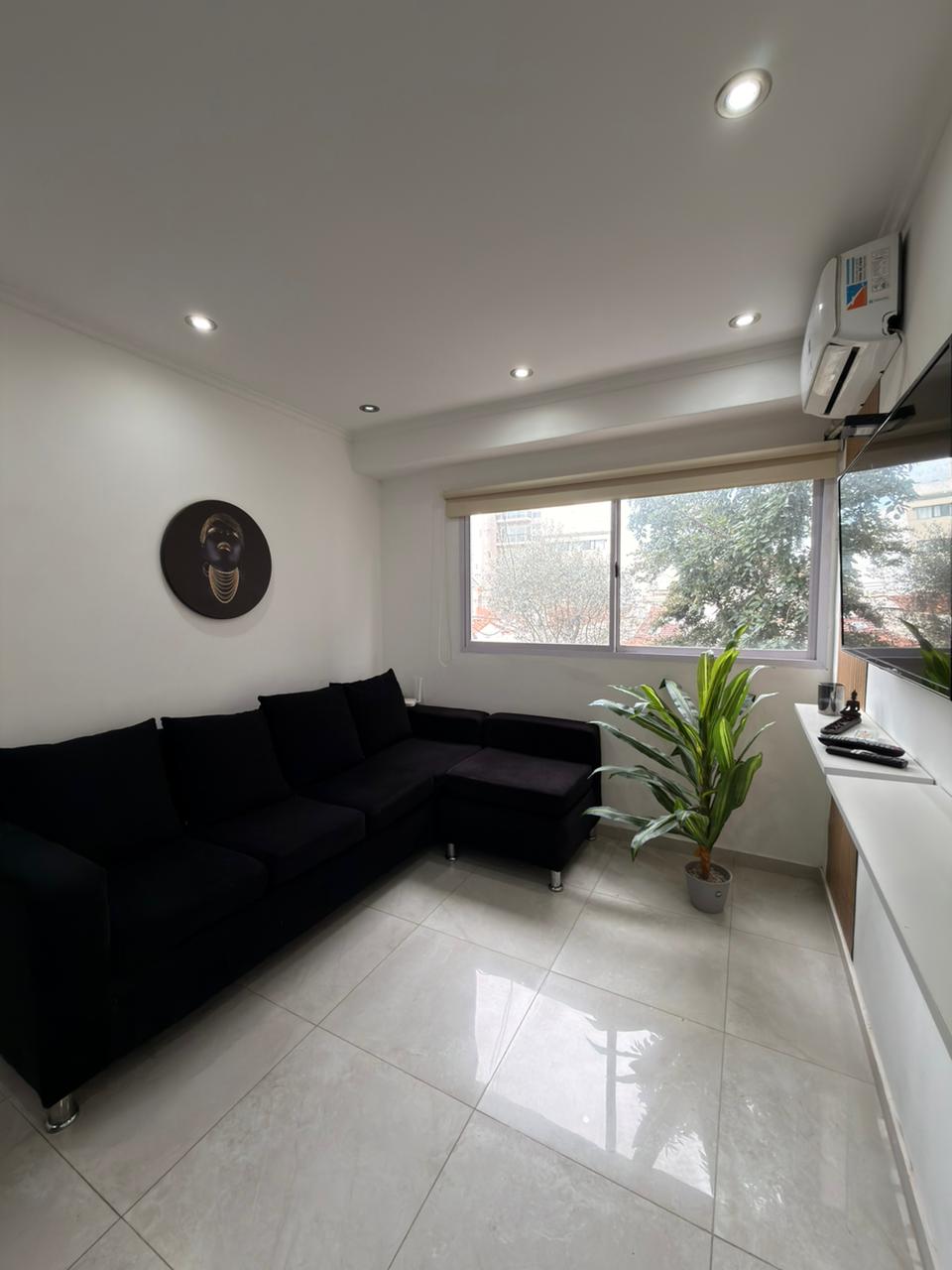 3 AMBIENTES RECICLADO Y AMOBLADO | ARENALES 2942 | U$S 85.000