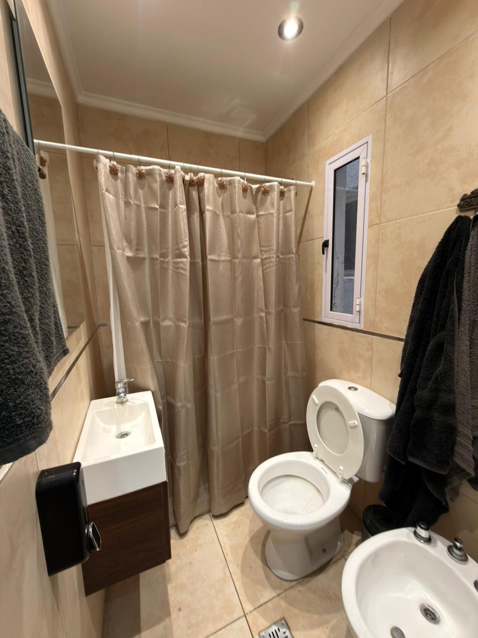 3 AMBIENTES RECICLADO Y AMOBLADO | ARENALES 2942 | U$S 85.000