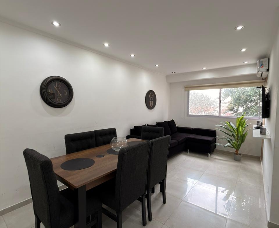 3 AMBIENTES RECICLADO Y AMOBLADO | ARENALES 2942 | U$S 85.000