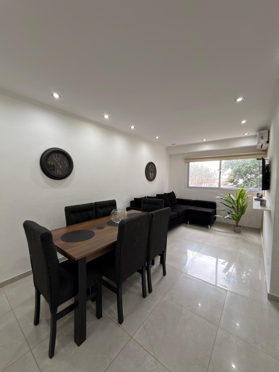 3 AMBIENTES RECICLADO Y AMOBLADO | ARENALES 2942 | U$S 85.000