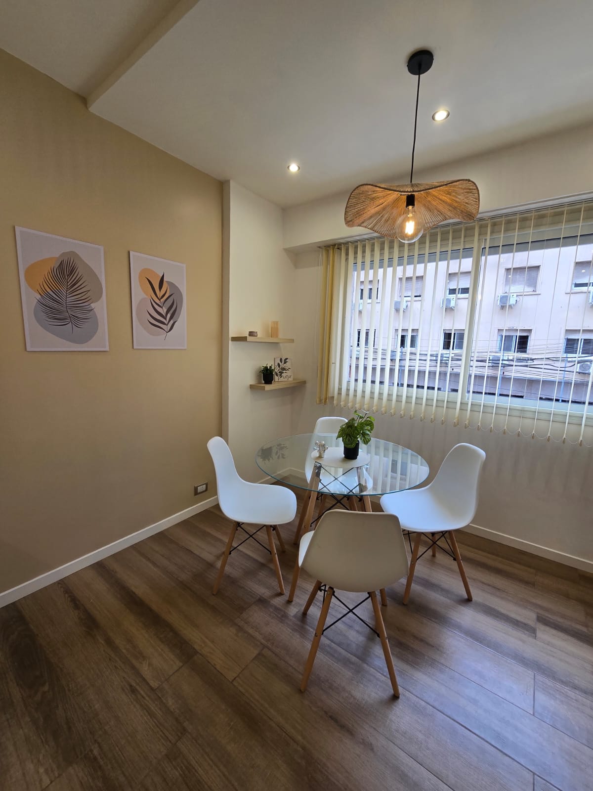 DEPARTAMENTO DE 2 AMBIENTES COMPLETAMENTE RECICLADO – BROWN 1712