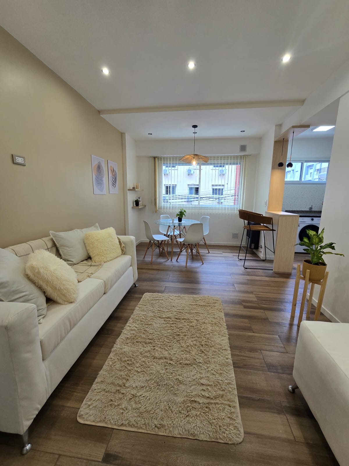 DEPARTAMENTO DE 2 AMBIENTES COMPLETAMENTE RECICLADO – BROWN 1712