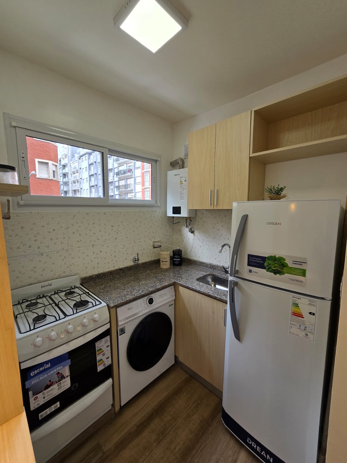 DEPARTAMENTO DE 2 AMBIENTES COMPLETAMENTE RECICLADO – BROWN 1712