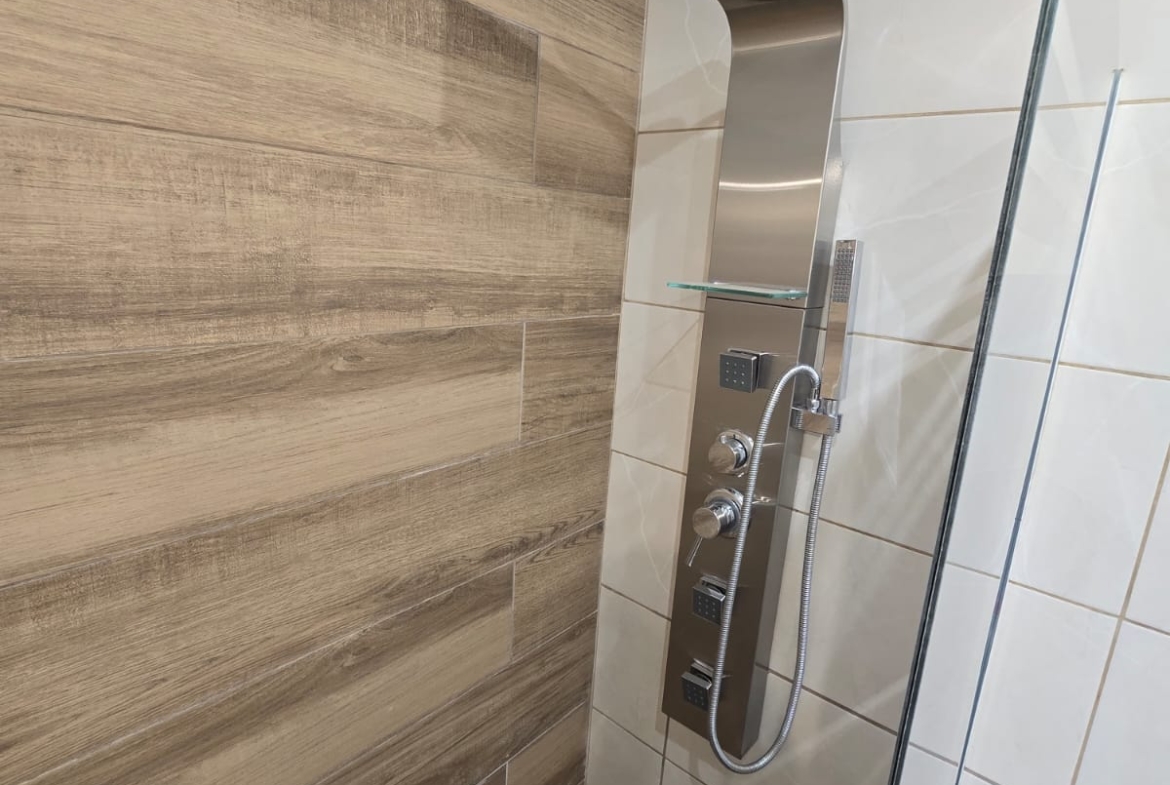 DEPARTAMENTO DE 2 AMBIENTES COMPLETAMENTE RECICLADO – BROWN 1712