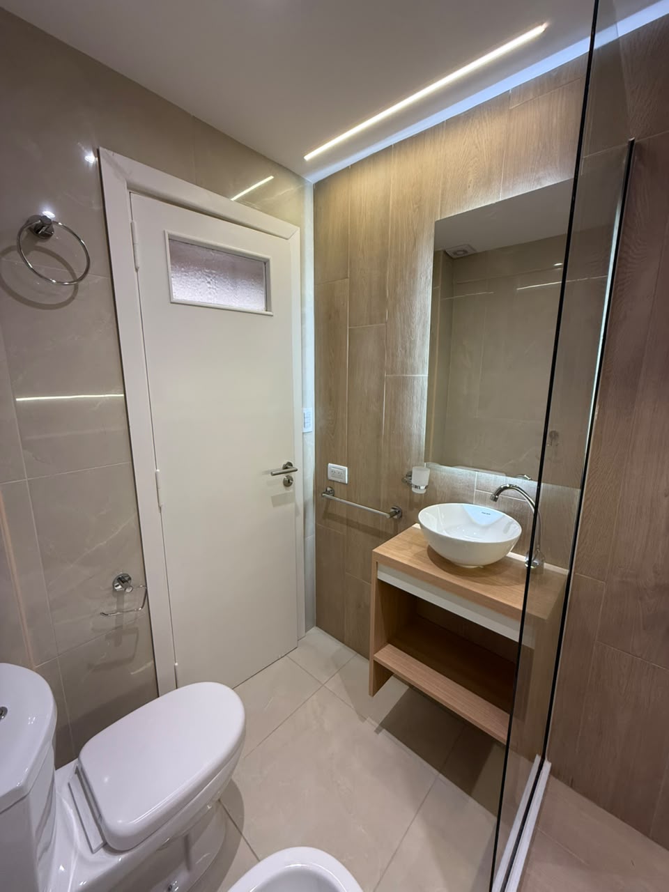 Departamento de 3 ambientes a la calle con balcón – Bolívar 2240